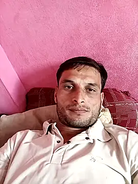 Beinghorny83 online show from 02-20-26, 08:49