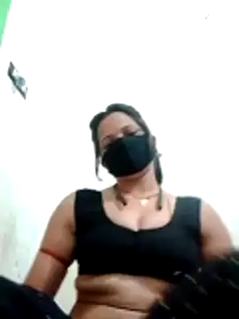 Snapshot of karishma_Bhabhi chatting on 03-22-26, 04:32 karishma Bhabhi online show from 03-22-26, 04:32