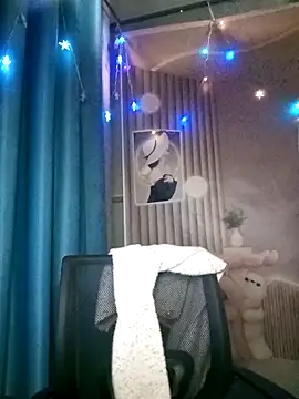 Girl-crazy1 online show from 04-05-26, 08:22