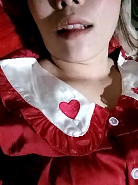 Girl-crazy1 online show from 04-21-26, 12:44