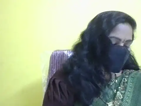 anu-reddyy online show from 04-21-26, 10:10