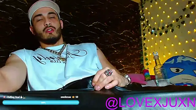 LovexJuxn8 online show from 06-07-26, 12:15