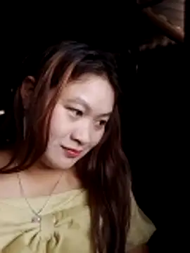 Snapshot of bany-lee chatting on 05-08-26, 02:39 bany-lee online show from 05-08-26, 02:39