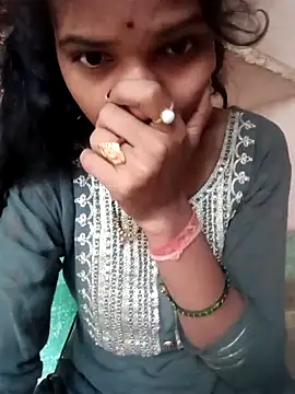 Desi Couple P online show from 05-08-26, 12:49