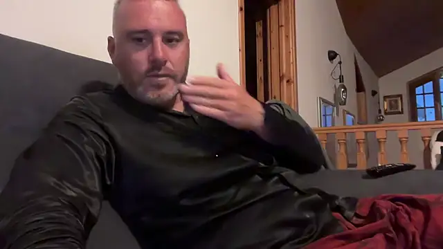 marcovik1 online show from 05-13-26, 06:49