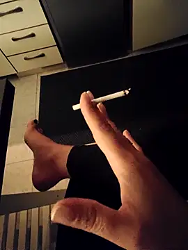 Ginevra01 online show from 04-16-26, 06:52