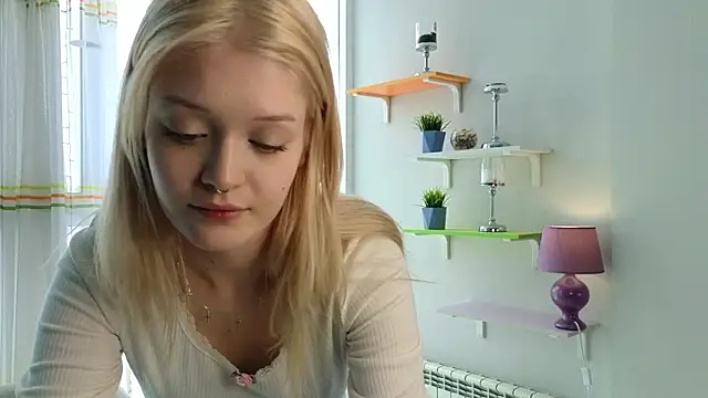 TaraBomstad online show from 02-28-26, 09:10