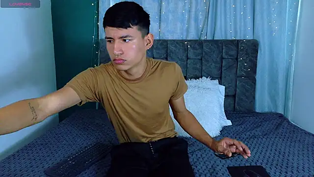 NicolasTorrez online show from 02-13-26, 08:16