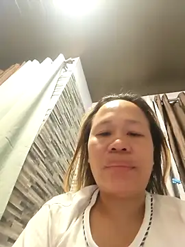 squirtshantal online show from 04-15-26, 07:43