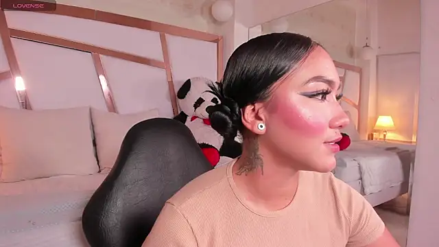 ween sheng  online show from 03-03-26, 05:08