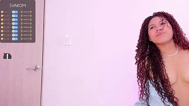 Violetta-foxx online show from 04-16-26, 09:39