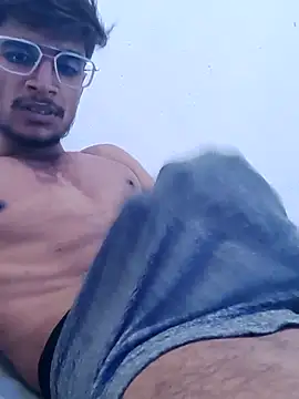Snapshot of kaushikhotty chatting on 07-14-26, 02:05 kaushikhotty online show from 07-14-26, 02:05