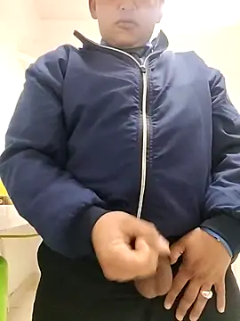 Hachi28 online show from 04-21-26, 02:04