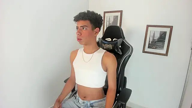 alexx cum18 online show from 07-08-26, 05:06