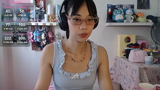 GloryKulikowski online show from 03-23-26, 02:15