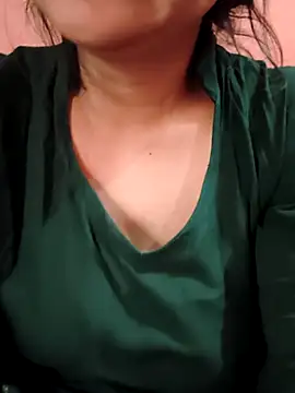 Snapshot of ANIKA-SINGH-143 chatting on 02-27-26, 05:18 ANIKA-SINGH-143 online show from 02-27-26, 05:18