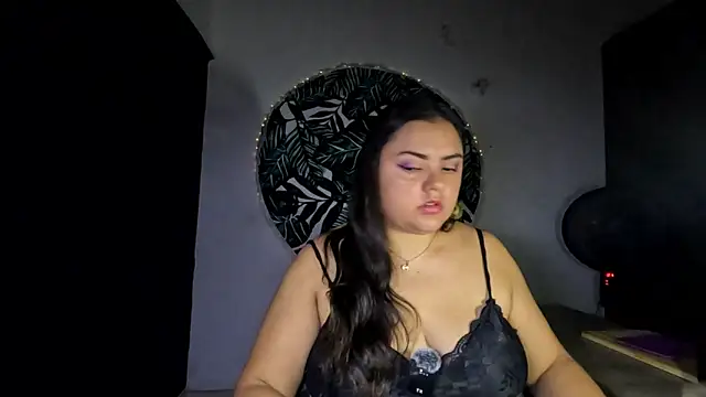 AzaraOnyx online show from 05-16-26, 03:00