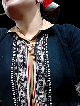 nelina 12345 online show from 04-12-26, 08:14