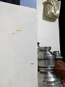 Sexy-Sandhya  online show from 03-17-26, 04:21