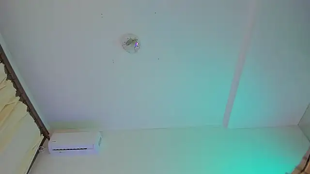 AmandaHoppe online show from 04-10-26, 05:12