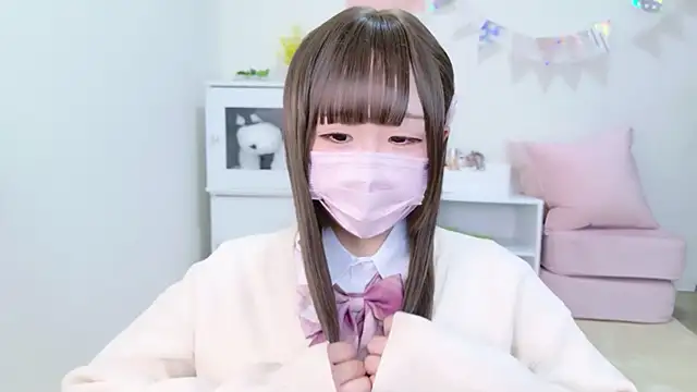 Snapshot of sumire_3 chatting on 03-19-26, 12:31 sumire 3 online show from 03-19-26, 12:31