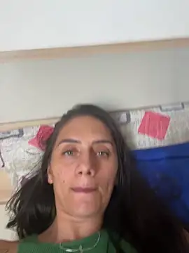 Snapshot of maiteonlyx chatting on 02-13-26, 01:40 maiteonlyx online show from 02-13-26, 01:40