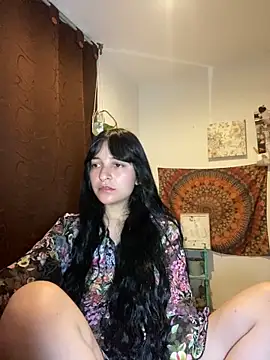 Snapshot of Abril_Thompson221 chatting on 05-31-26, 12:30 Abril Thompson221 online show from 05-31-26, 12:30