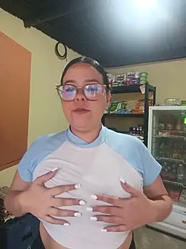 Blanquita vip online show from 06-17-26, 11:12
