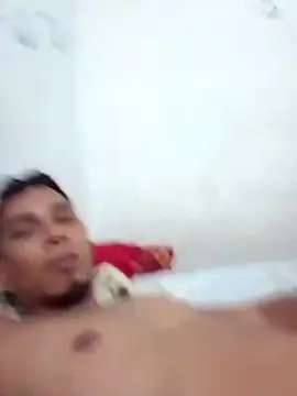 Snapshot of yofran_23 chatting on 02-20-26, 10:21 yofran 23 online show from 02-20-26, 10:21