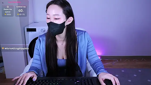 Snapshot of sodami01 chatting on 02-22-26, 12:47 sodami01 online show from 02-22-26, 12:47