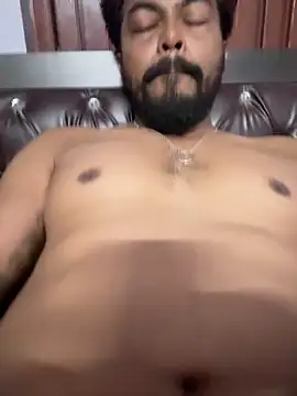 mikimdl1 online show from 03-18-26, 04:37