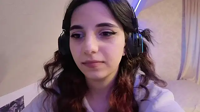 Blissmissataeses online show from 03-05-26, 11:50