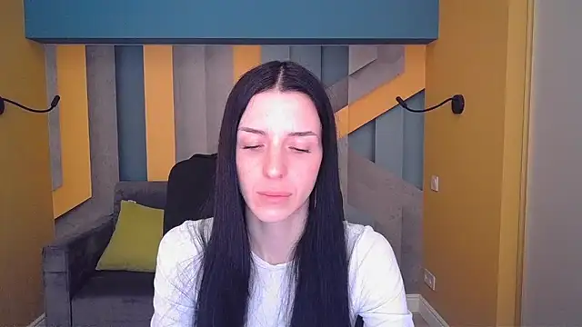 NoirDiva online show from 03-23-26, 06:50