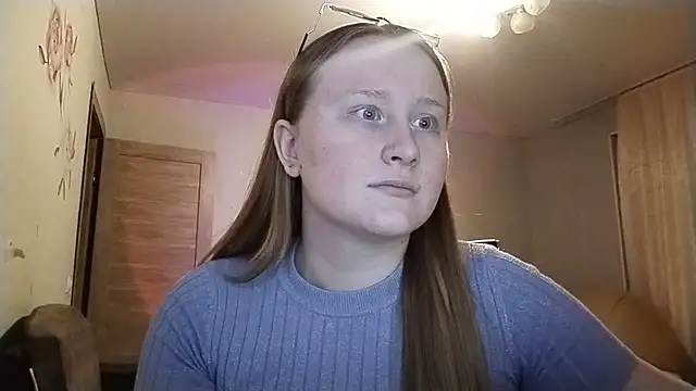 AnikaLipps online show from 04-14-26, 10:38