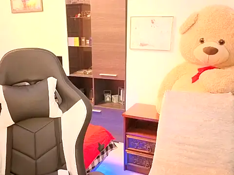 Germanyhot19 online show from 05-19-26, 03:40