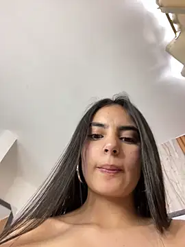 Snapshot of scarleth_zin chatting on 02-20-26, 06:19 scarleth zin online show from 02-20-26, 06:19