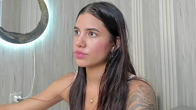 Isabellaa Rosee online show from 05-21-26, 07:43