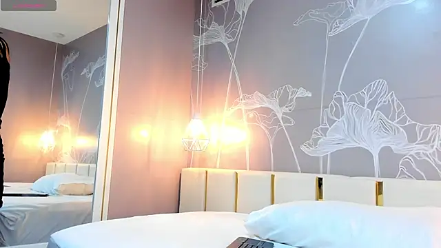 emily cute4u online show from 04-18-26, 11:38