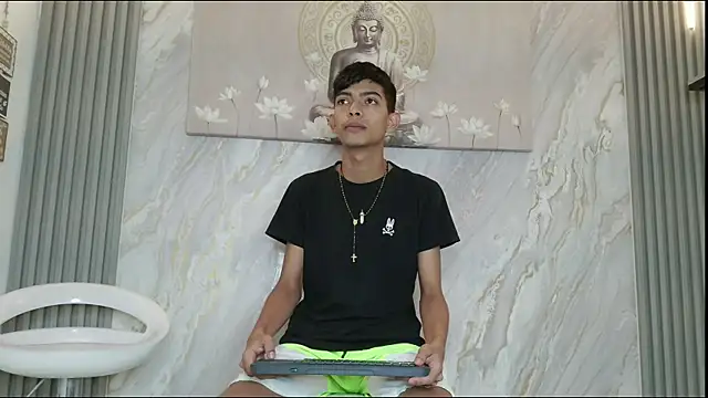 KITTY BOSH online show from 04-13-26, 01:16