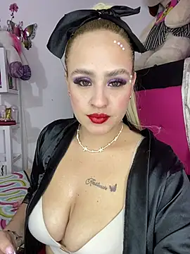 Snapshot of jimenadelaoz chatting on 03-12-26, 11:44 jimenadelaoz online show from 03-12-26, 11:44