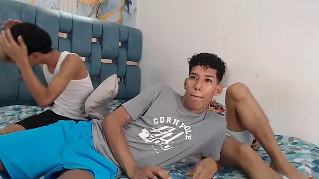 GREEN BOYS online show from 04-07-26, 10:20