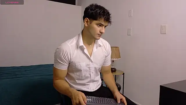 Kael Switch online show from 03-05-26, 06:09