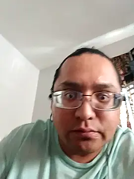 Snapshot of Lilgabbe chatting on 02-14-26, 06:59 Lilgabbe online show from 02-14-26, 06:59