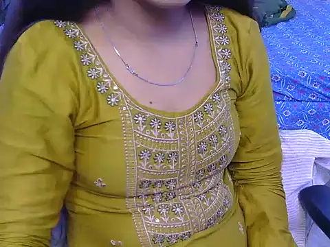 Snapshot of its-taniya chatting on 06-13-26, 03:48 its-taniya online show from 06-13-26, 03:48