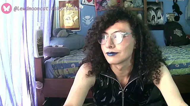 lewd mooncat online show from 05-28-26, 07:44