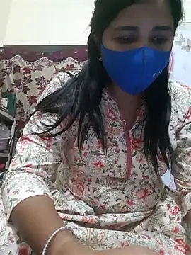 Snapshot of Tamil_Luckly_girl chatting on 06-21-26, 03:03 Tamil Luckly girl online show from 06-21-26, 03:03