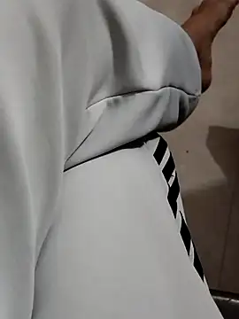 Snapshot of yashudick chatting on 03-02-26, 03:19 yashudick online show from 03-02-26, 03:19