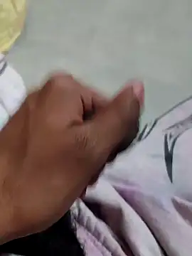 Snapshot of yashudick chatting on 03-04-26, 11:49 yashudick online show from 03-04-26, 11:49