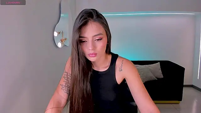 Snapshot of JulietteMoreau chatting on 02-28-26, 08:10 JulietteMoreau online show from 02-28-26, 08:10