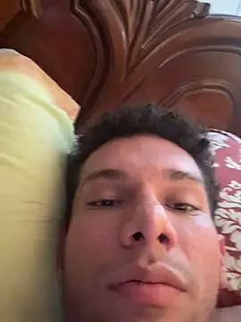 Valentinacouple online show from 02-14-26, 07:32